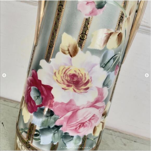 Antique Imperial Nippon Moriage Wild Rose Vase Hand Painted Triple Handle - Picture 3 of 10